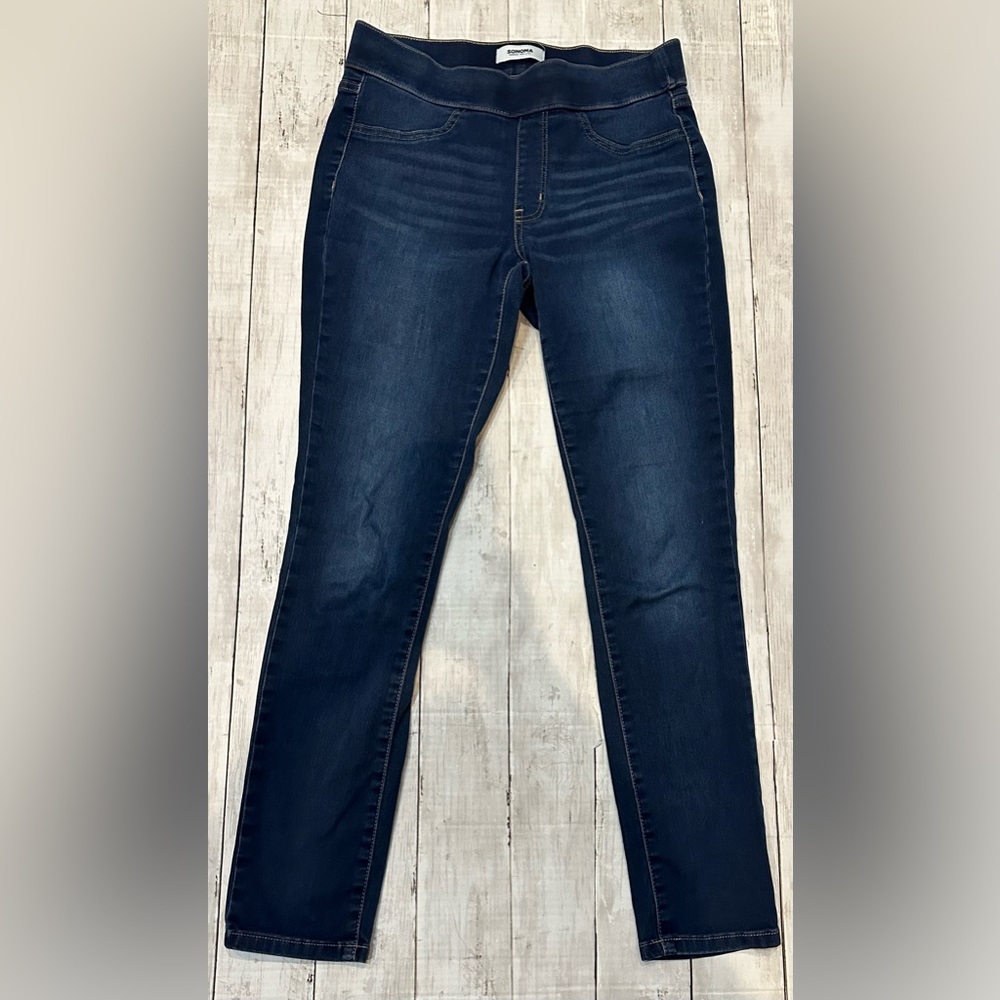 Sonoma size 6 pull-on skinny jegging